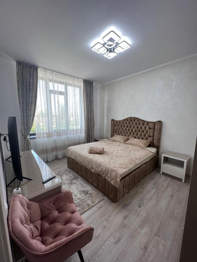 Furtuntec Apartment Tecuci Ngoại thất bức ảnh